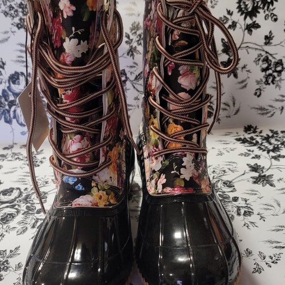 Jands Duck Boots - Picture 3 of 6